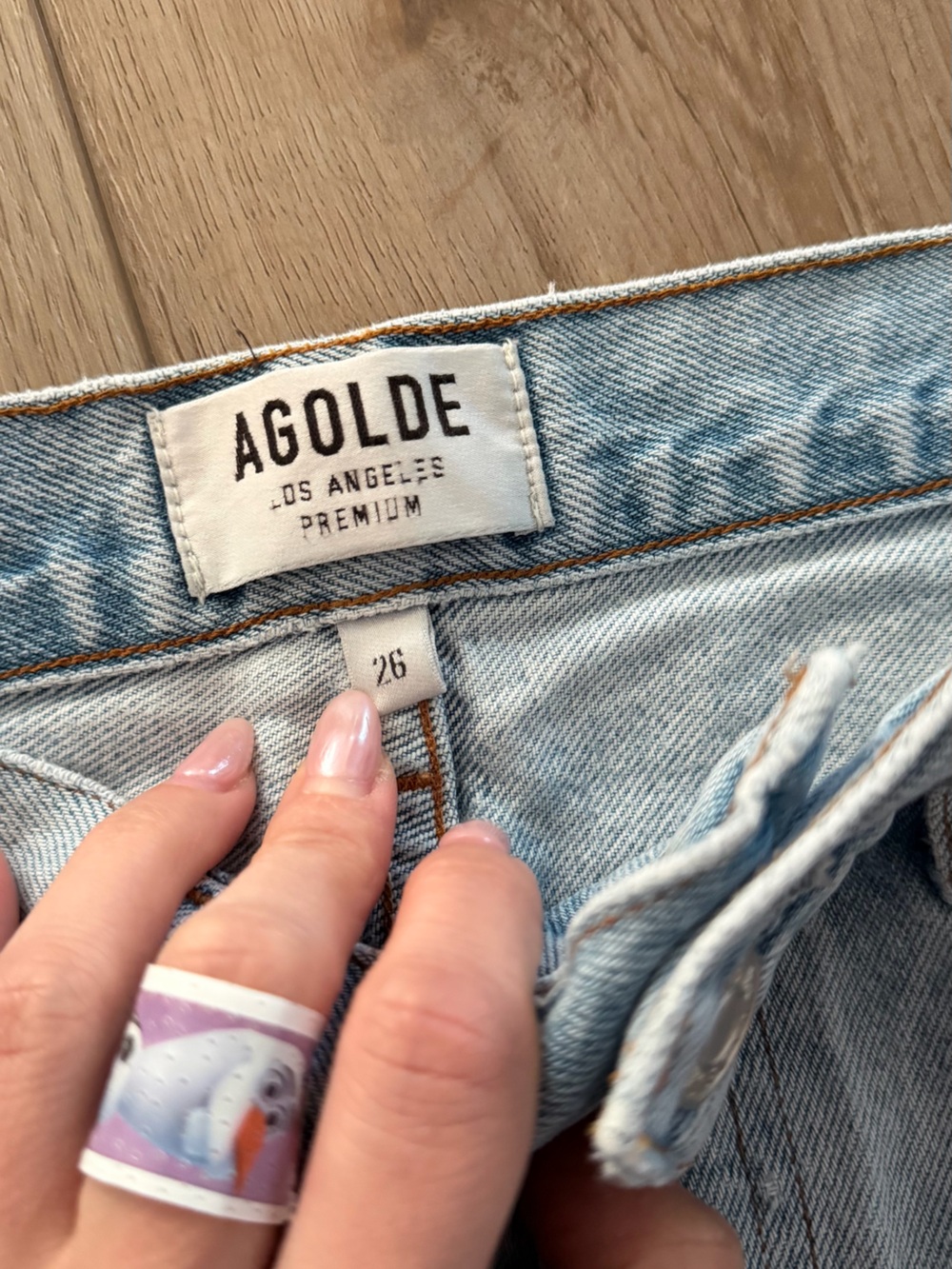 AGOLDE Parker Light Blue Distressed High-Rise Women’s Jeans Shorts - Picture 3 of 8